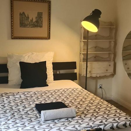 Airport Rooms Prag Exterior foto