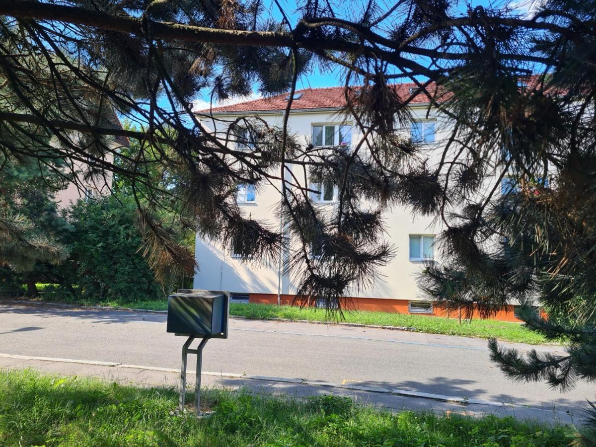 Airport Rooms Prag Exterior foto